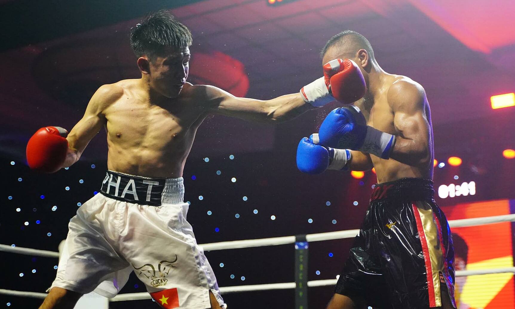 Võ sĩ Nguyễn Văn Hải thắng knock-out chỉ sau 12 giây - VnExpress Thể thao