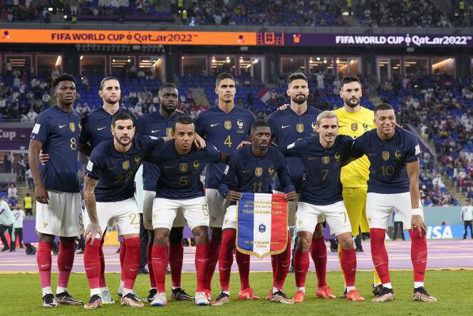 HLV Deschamps và Pháp làm nên lịch sử khi vào chung kết World Cup 2022