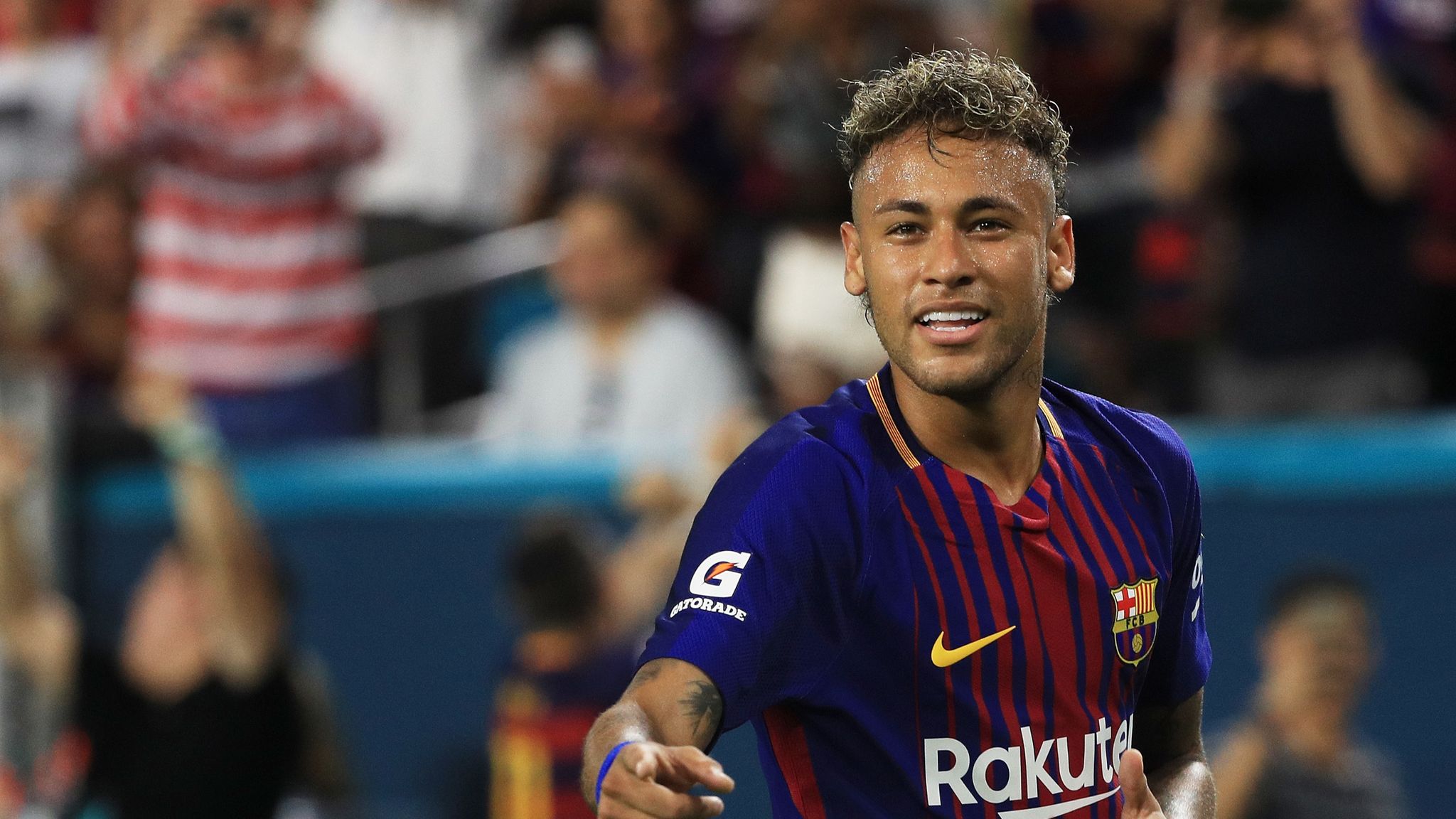 Tại sao Neymar rời Barca? Sự thật thương vụ chuyển nhượng khủng nhất lịch sử - Vé Bóng Đá Online