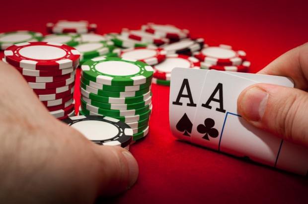 Sử dụng sức mạnh tính toán “siêu phàm”, hệ thống AI mới đánh bại người chơi poker trên toàn thế giới, kiếm trung bình 1.000 USD/giờ.