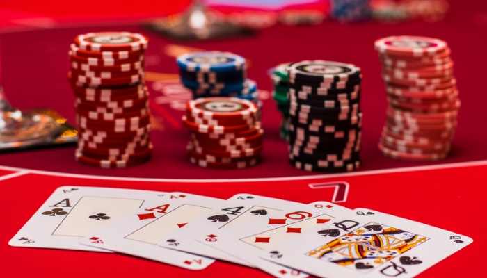 Chọn Kích thước Cược Poker | 5 quy tắc để chọn kích thước cược poker hiệu quả